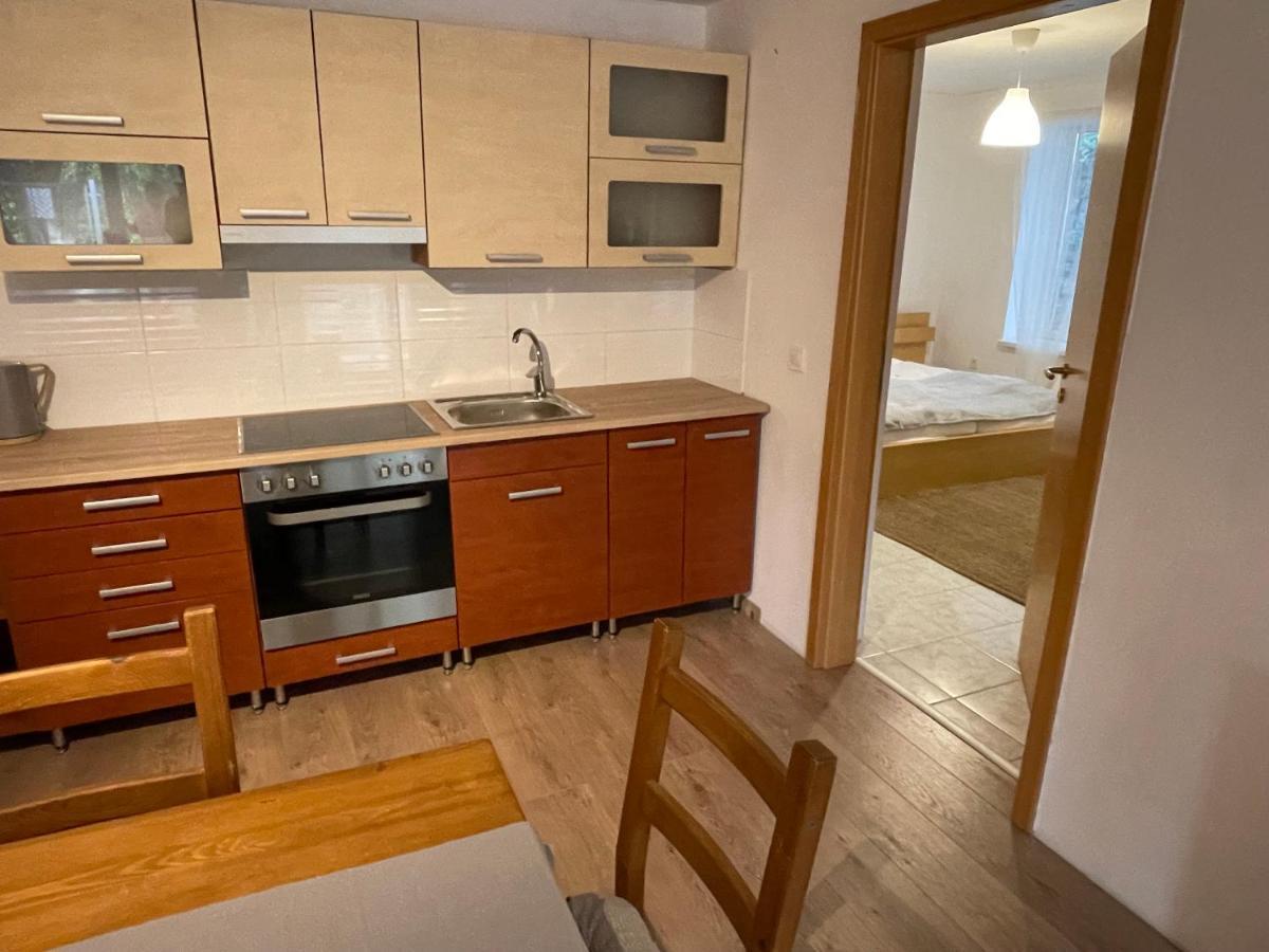 Boni Apartman Miskolc Buitenkant foto