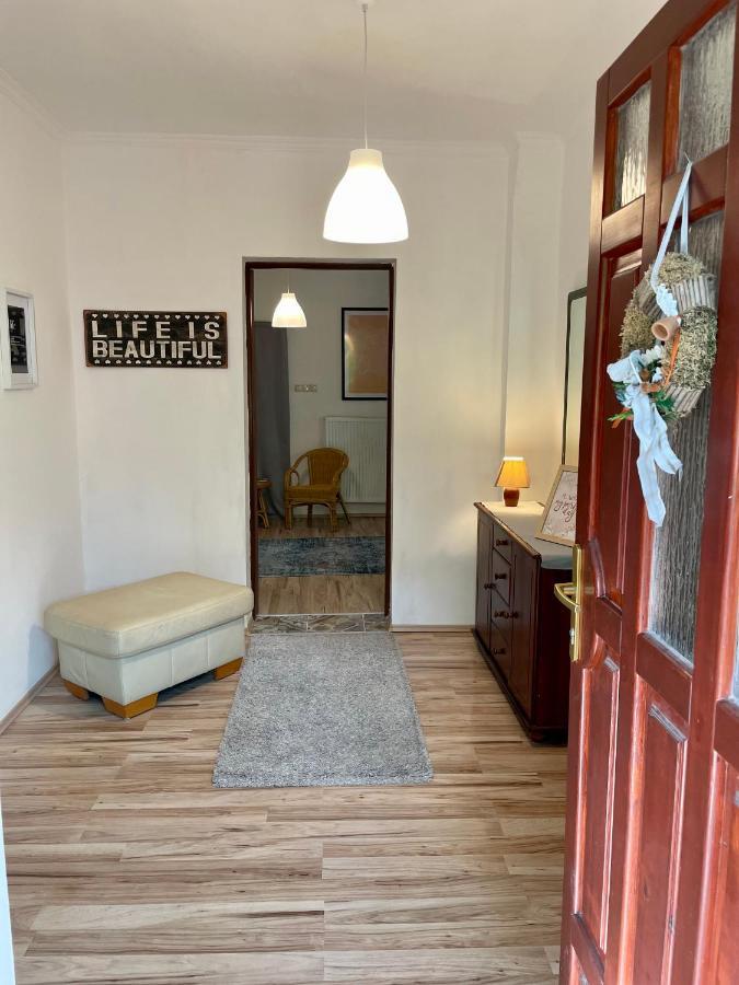 Boni Apartman Miskolc Buitenkant foto